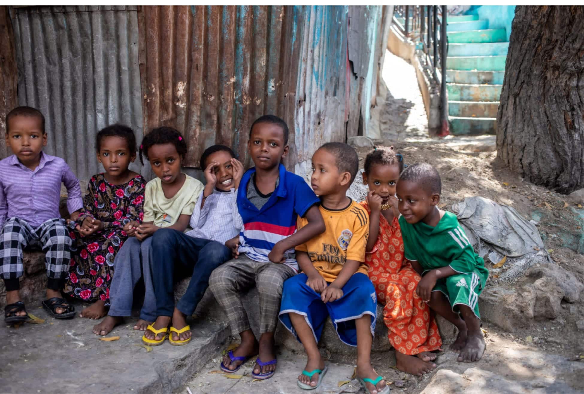 Somali children waiting for their Polio vaccinations